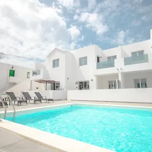 6 Rociega 35 Puerto del Carmen (Lanzarote)